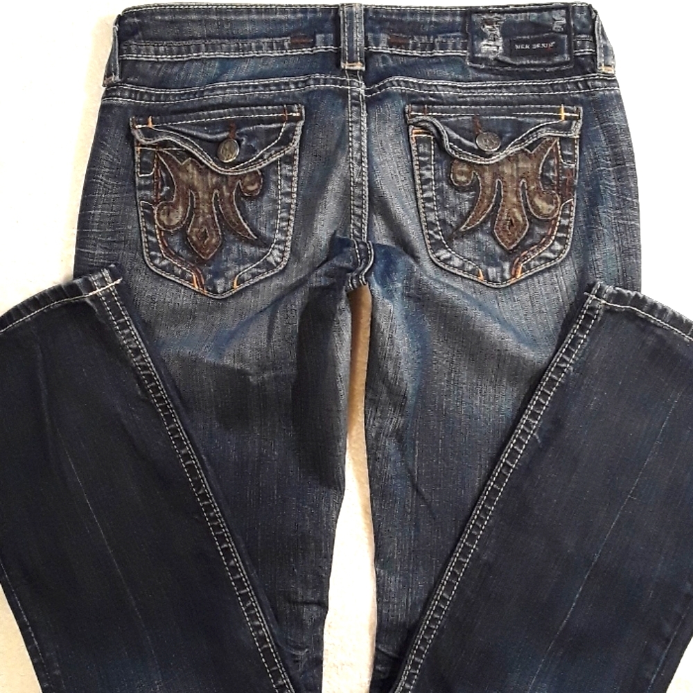 💥MEK Denim Nagoya Bootcut Jeans. Women's Size: Waist 29x32 Inseam.
